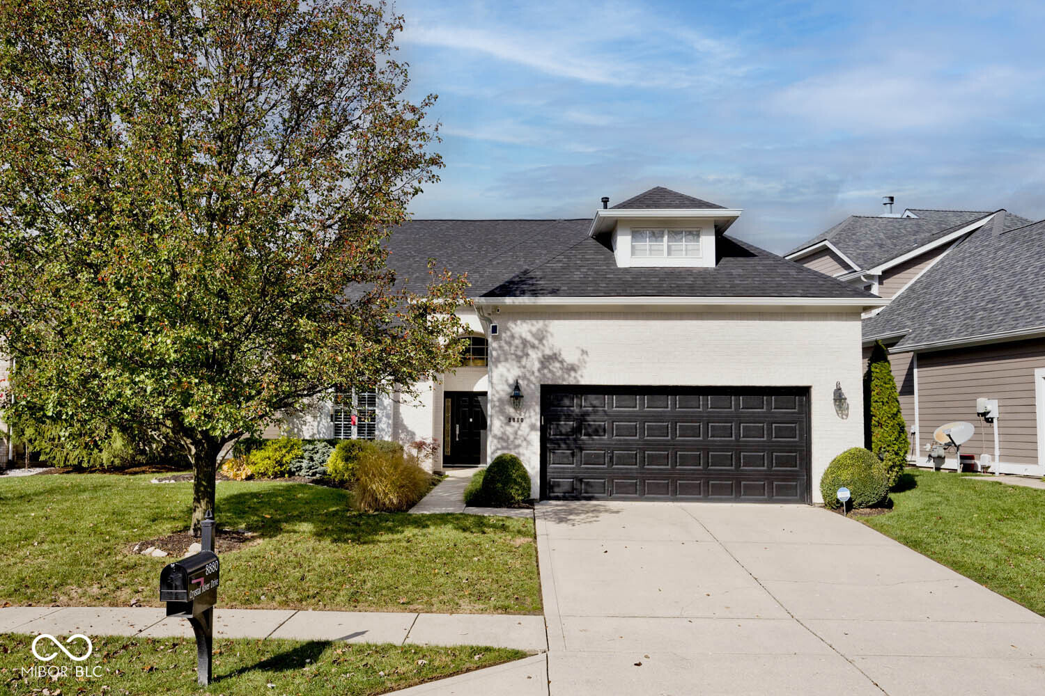 8880 Crystal River Drive Indianapolis IN 46240