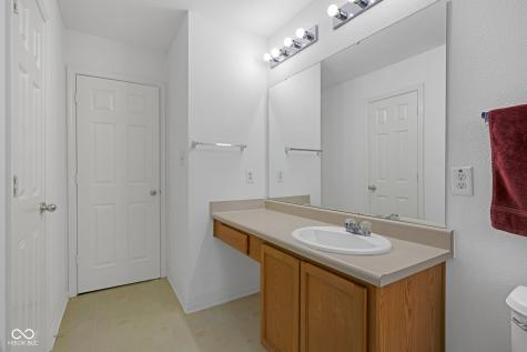 11185 Guy Street Fishers IN 46038