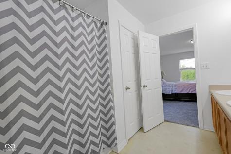 11185 Guy Street Fishers IN 46038