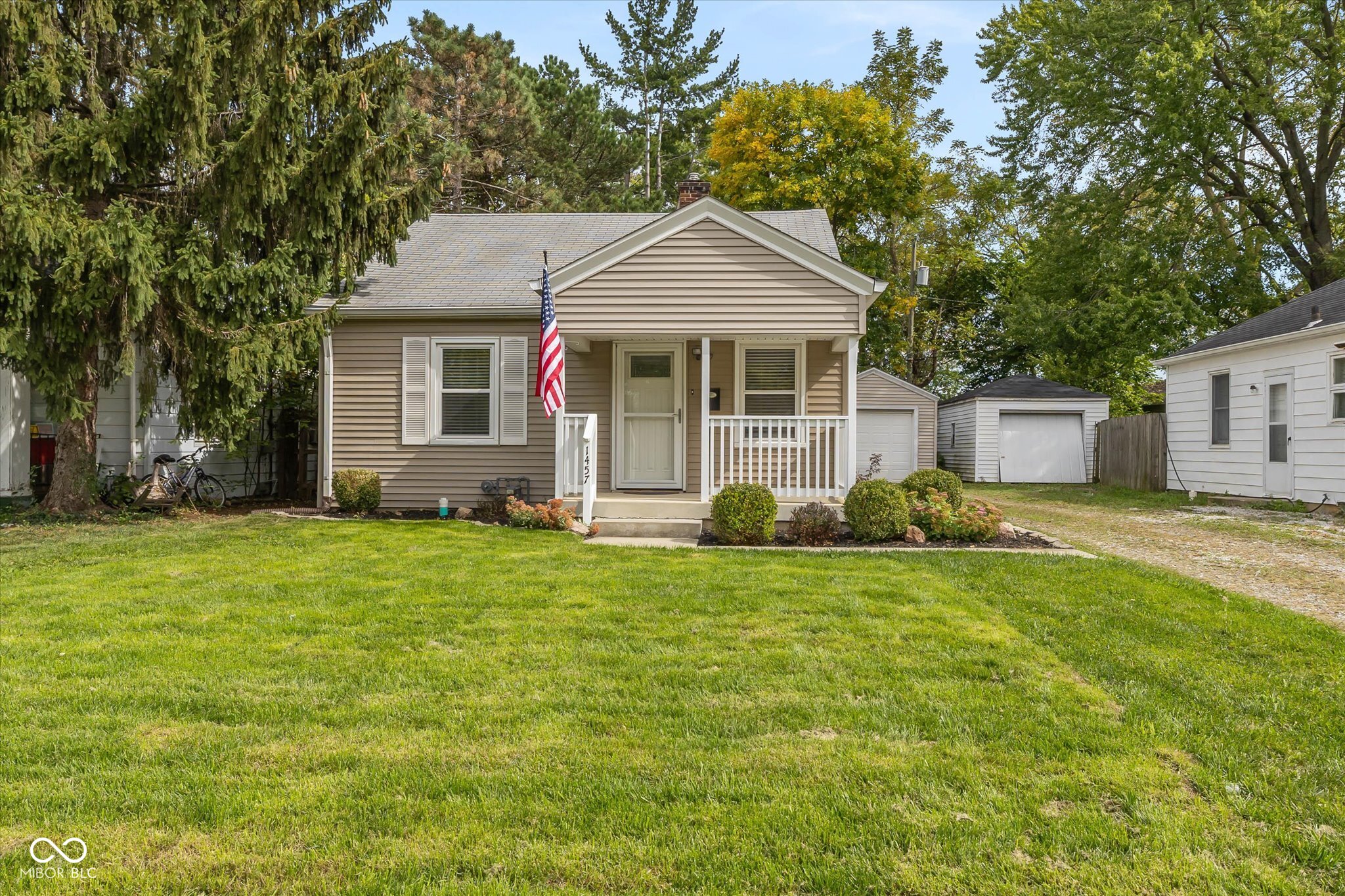 1457 Wallace Avenue Indianapolis IN 46201