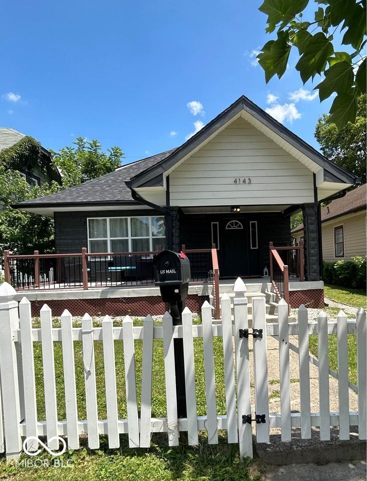4143 Graceland Avenue Indianapolis IN 46208