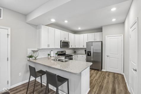 2739 Maricopa Boulevard Whitestown IN 46075