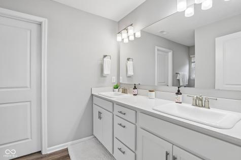 2739 Maricopa Boulevard Whitestown IN 46075