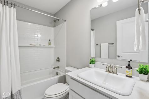 2739 Maricopa Boulevard Whitestown IN 46075