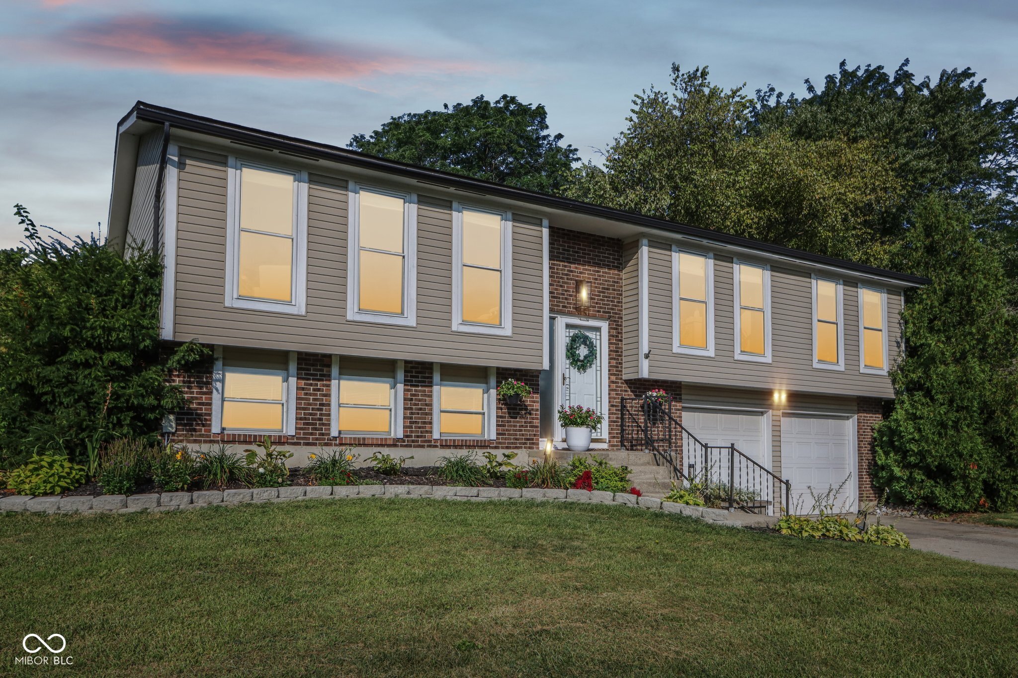 8059 Harvest Lane Indianapolis IN 46256