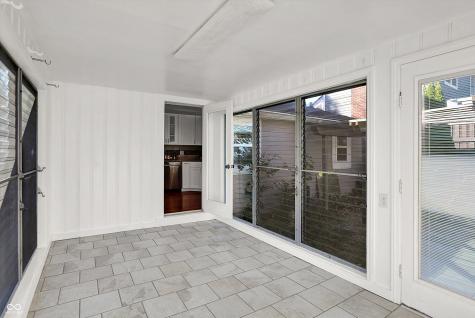 500 W Sycamore Street Zionsville IN 46077