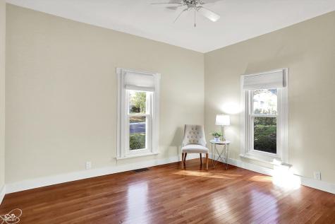 500 W Sycamore Street Zionsville IN 46077