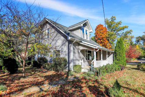 500 W Sycamore Street Zionsville IN 46077