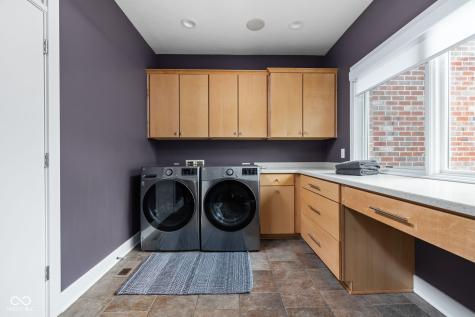 8810 E 200 S Zionsville IN 46077