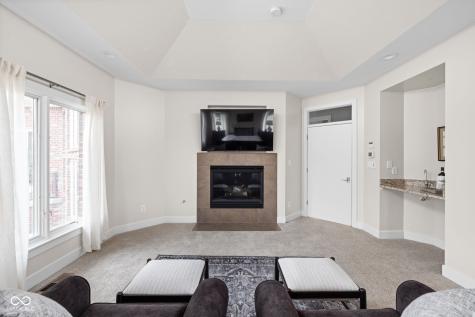 8810 E 200 S Zionsville IN 46077