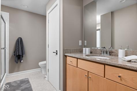 8810 E 200 S Zionsville IN 46077