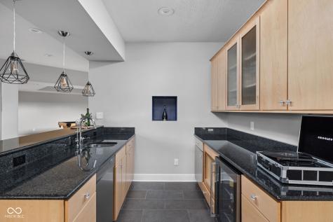 8810 E 200 S Zionsville IN 46077
