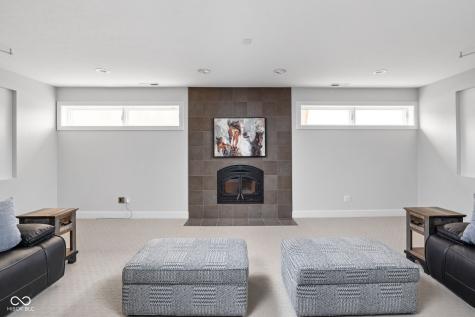 8810 E 200 S Zionsville IN 46077