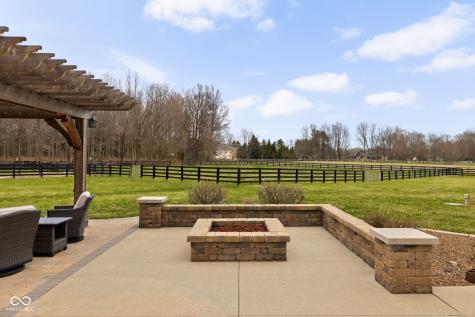 8810 E 200 S Zionsville IN 46077
