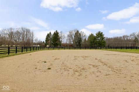 8810 E 200 S Zionsville IN 46077