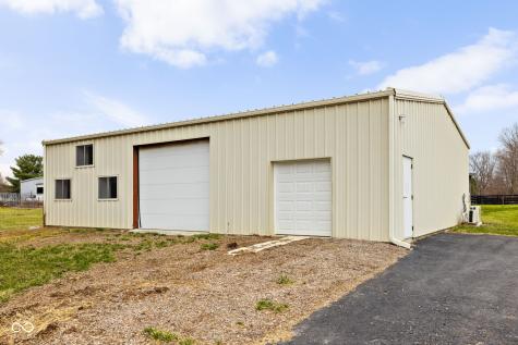 8810 E 200 S Zionsville IN 46077