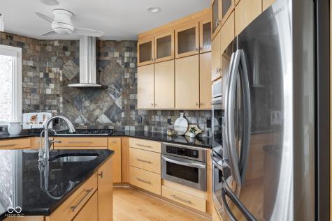 8810 E 200 S Zionsville IN 46077