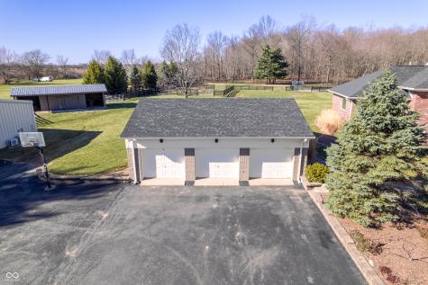 8810 E 200 S Zionsville IN 46077