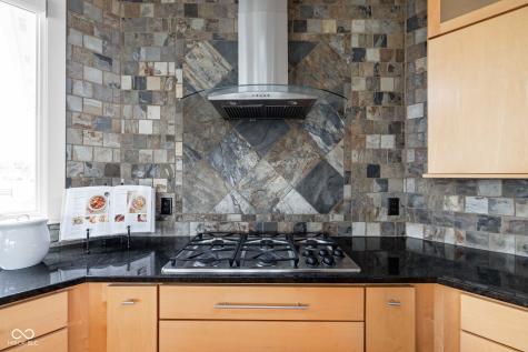 8810 E 200 S Zionsville IN 46077