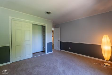9888 Chestnut Lane Indianapolis IN 46239