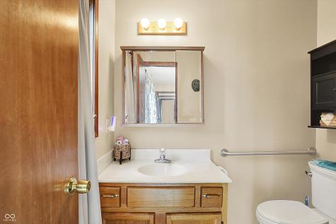 211 Deborah Lane Whiteland IN 46184