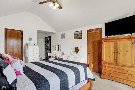 211 Deborah Lane Whiteland IN 46184
