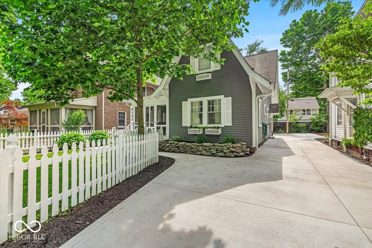 4732 N Kenwood Avenue Indianapolis IN 46208