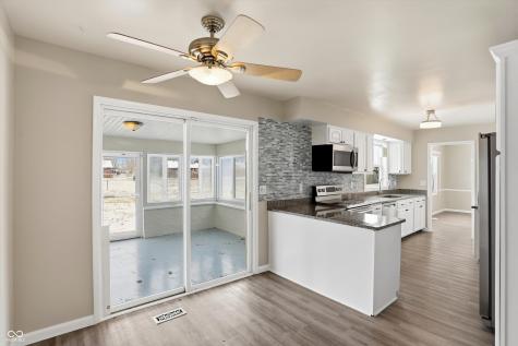 6434 Maple Manor Brownsburg IN 46112