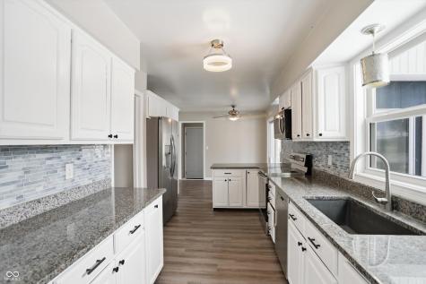 6434 Maple Manor Brownsburg IN 46112