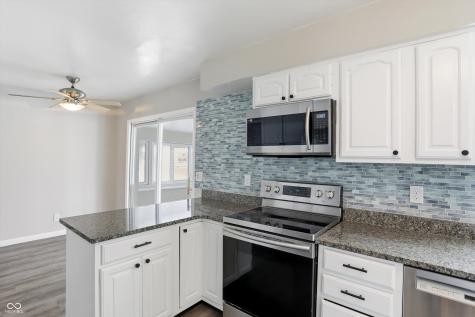6434 Maple Manor Brownsburg IN 46112