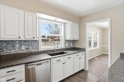 6434 Maple Manor Brownsburg IN 46112