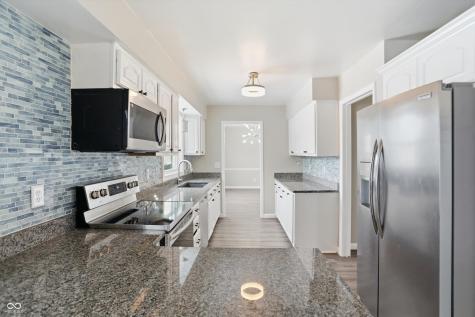 6434 Maple Manor Brownsburg IN 46112