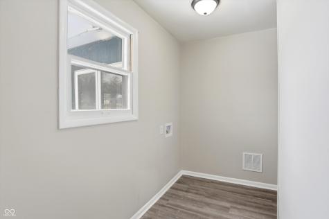 6434 Maple Manor Brownsburg IN 46112