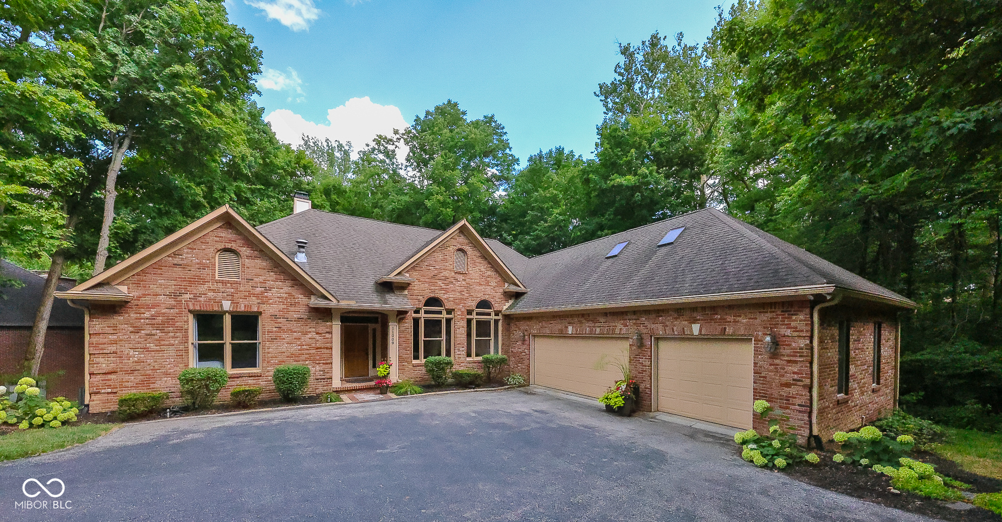 11009 Fall Creek Road Indianapolis IN 46256