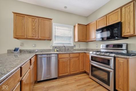 8025 Winterset Circle Indianapolis IN 46214