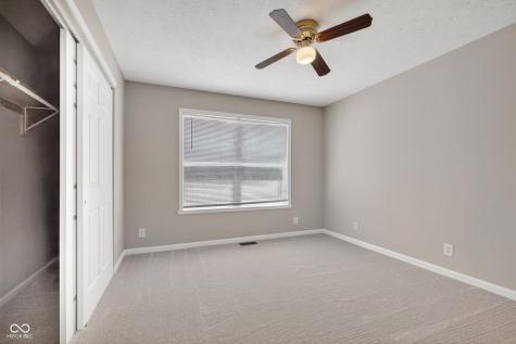 8025 Winterset Circle Indianapolis IN 46214