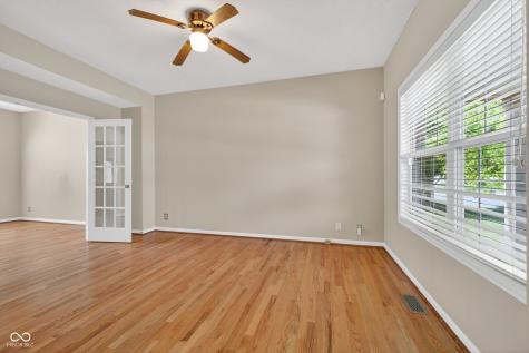 8025 Winterset Circle Indianapolis IN 46214