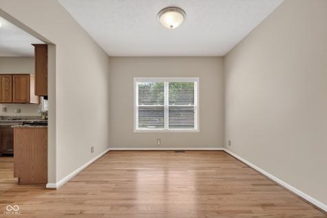 8025 Winterset Circle Indianapolis IN 46214