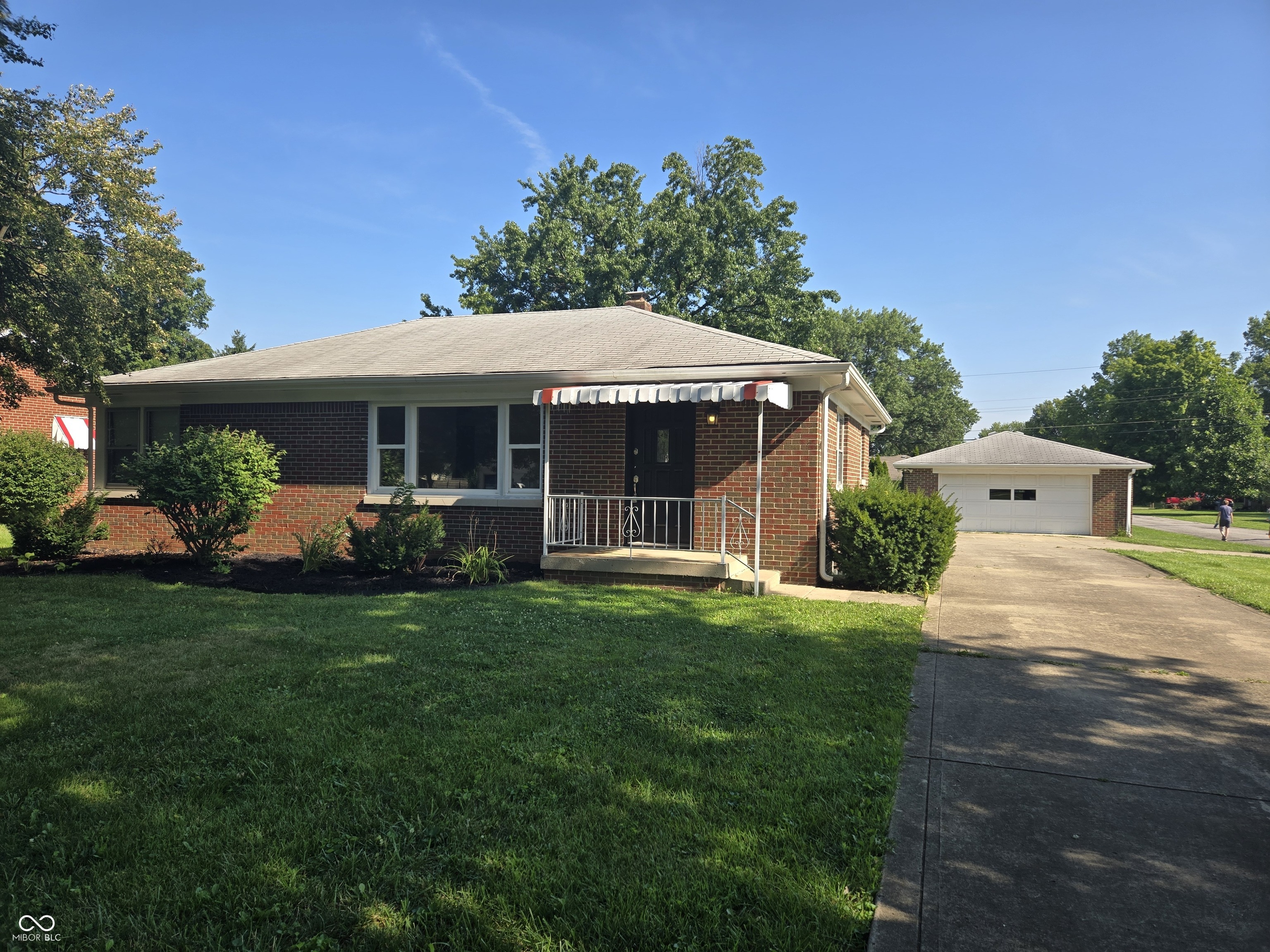 302 Maxwell Road Indianapolis IN 46217