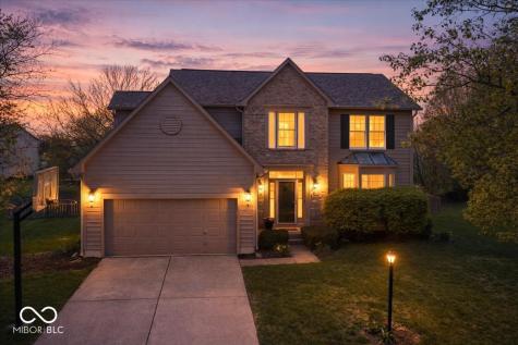 8392 Eastbay Drive Indianapolis IN 46236