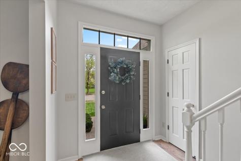 8392 Eastbay Drive Indianapolis IN 46236