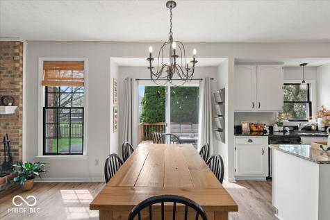 8392 Eastbay Drive Indianapolis IN 46236