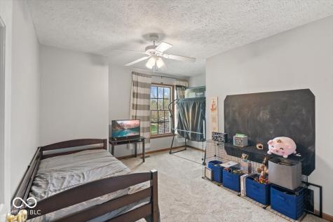 8392 Eastbay Drive Indianapolis IN 46236