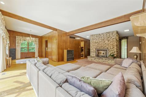 16632 Oak Road Westfield IN 46074