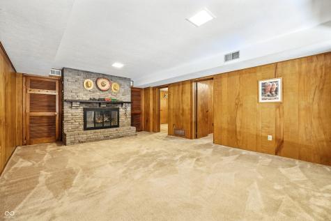 16632 Oak Road Westfield IN 46074