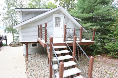9424 Derrett Road Unionville IN 47468
