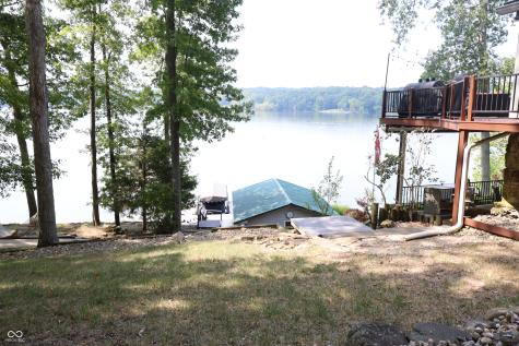 9424 Derrett Road Unionville IN 47468
