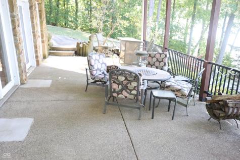 9424 Derrett Road Unionville IN 47468