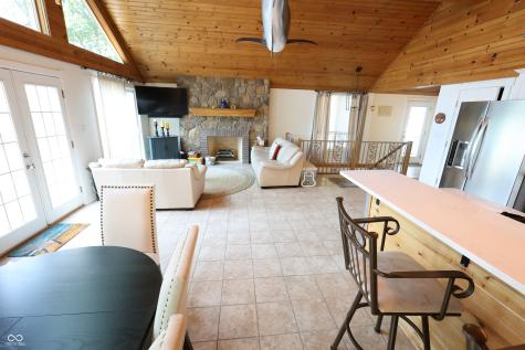 9424 Derrett Road Unionville IN 47468