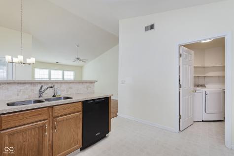 5837 Common Circle Indianapolis IN 46220